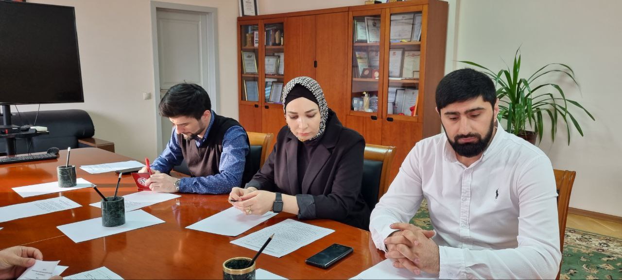 В Минмолодежи РД прошли встречи с представителями ссузов республики